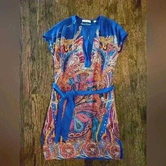 Robert Graham Women’s Silk blend blue pattern belted dress size small EUC - Picture 5 of 6